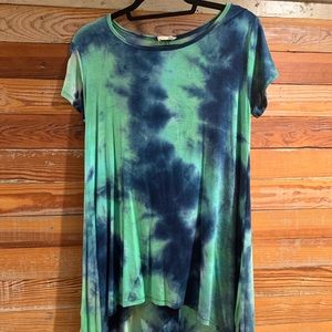 Women tye dye short sleeve shirt